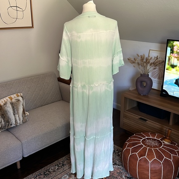 Kiwi Saint Tropez Beach Coverup - Picture 4 of 6